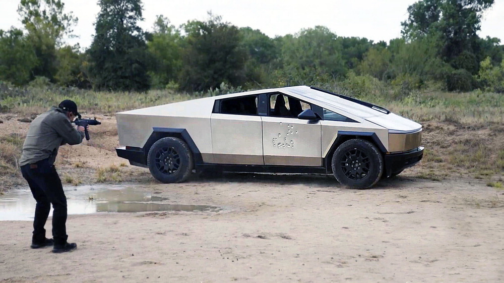 지드래곤-사이버트럭