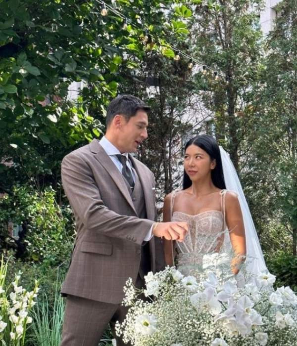 줄리엔 강 결혼