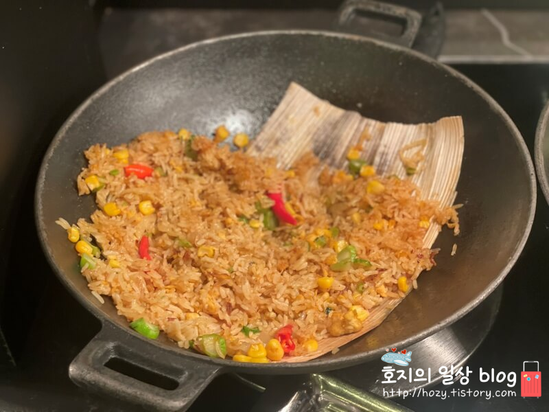 JW메리어트 싱가포르 조식 볶음밥