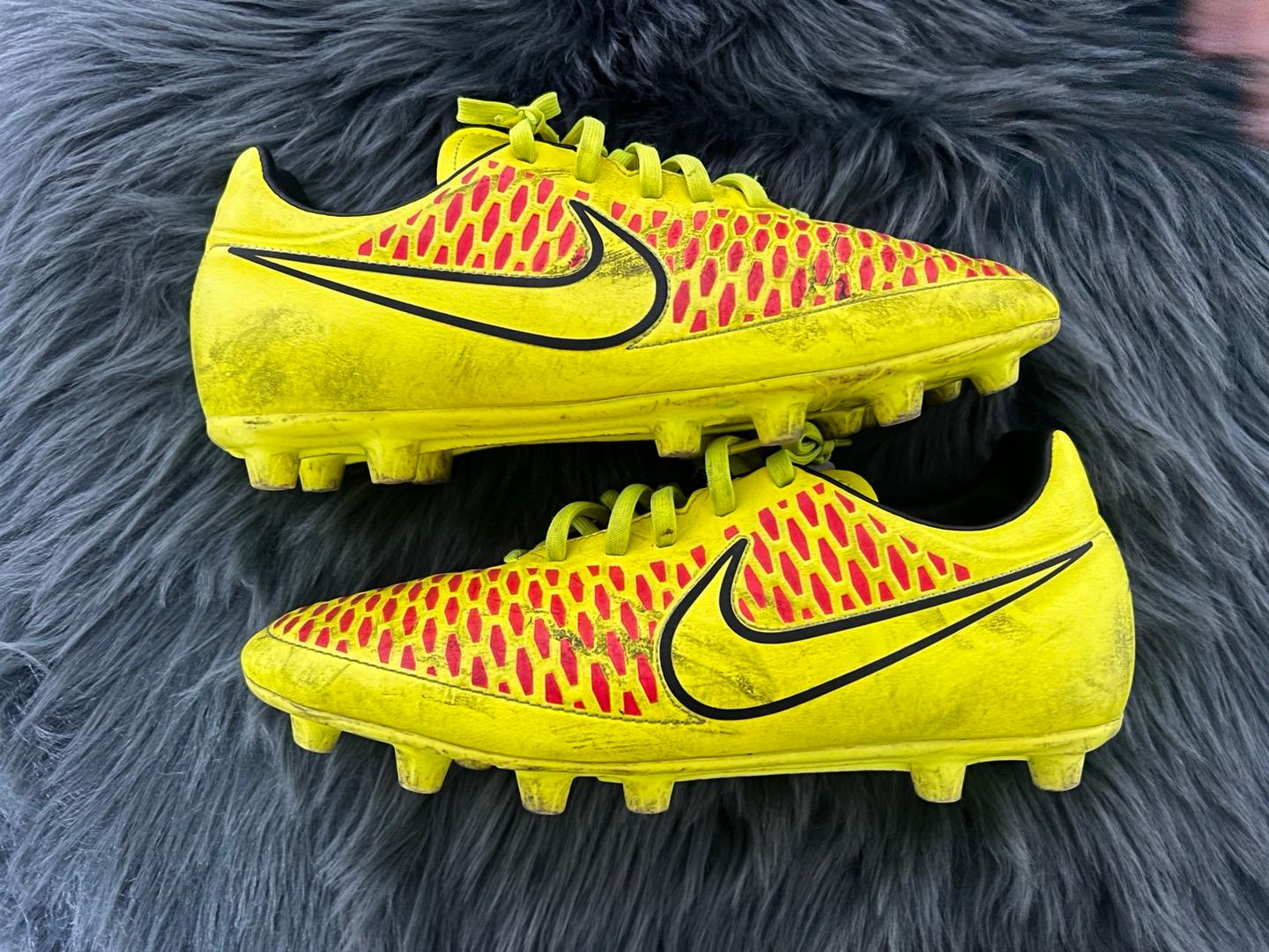 민수랜드-나이키마지스타온다HG 똑같은측면