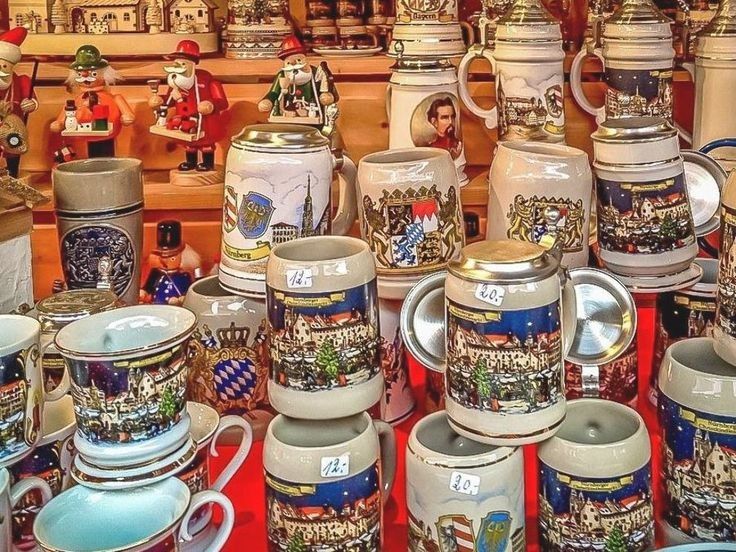 로텐부르크 풍경이 담긴 맥주 잔