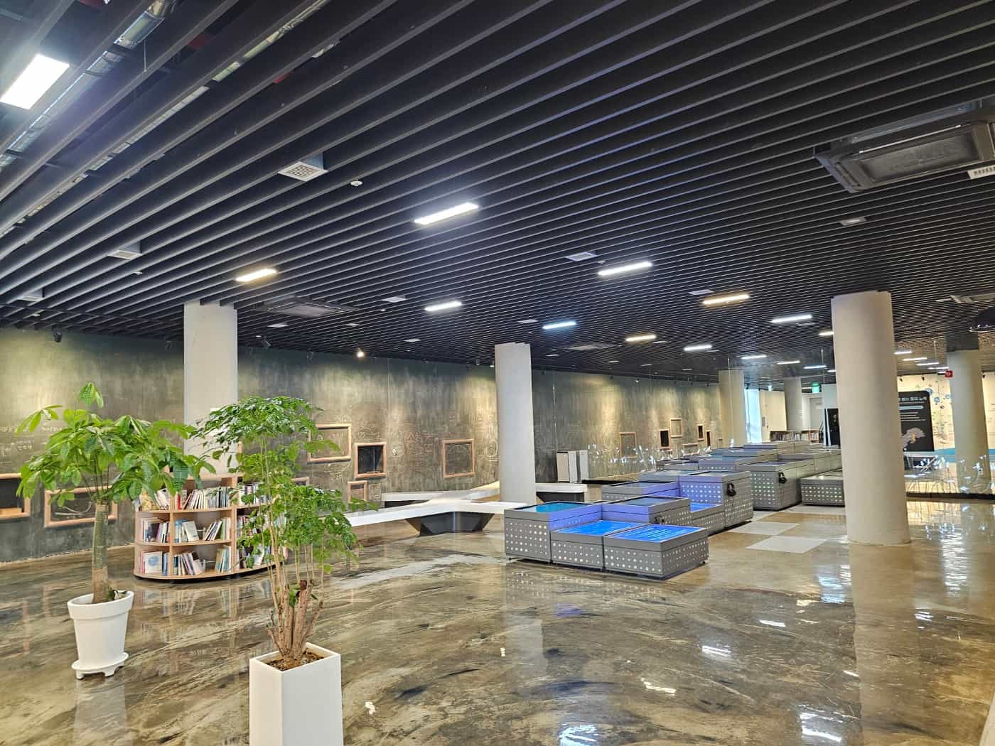 K-water 충주댐 물문화관 2층 내부 2