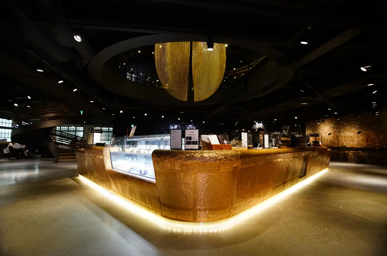 이디야커피랩-매장내부