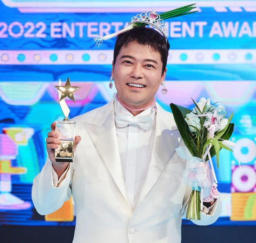 전현무 프로필 예능 아나운서 세상에 이런일이 방송 프로그램 나이 