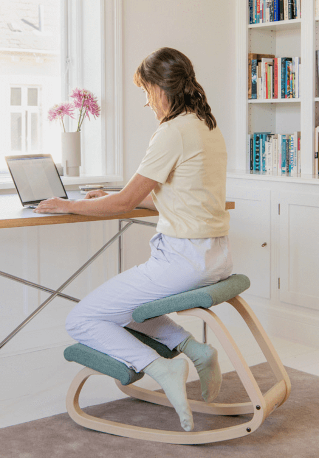 Varier 바리에르 의자 장시간 디스크 척추 자세교정 무릎의자 