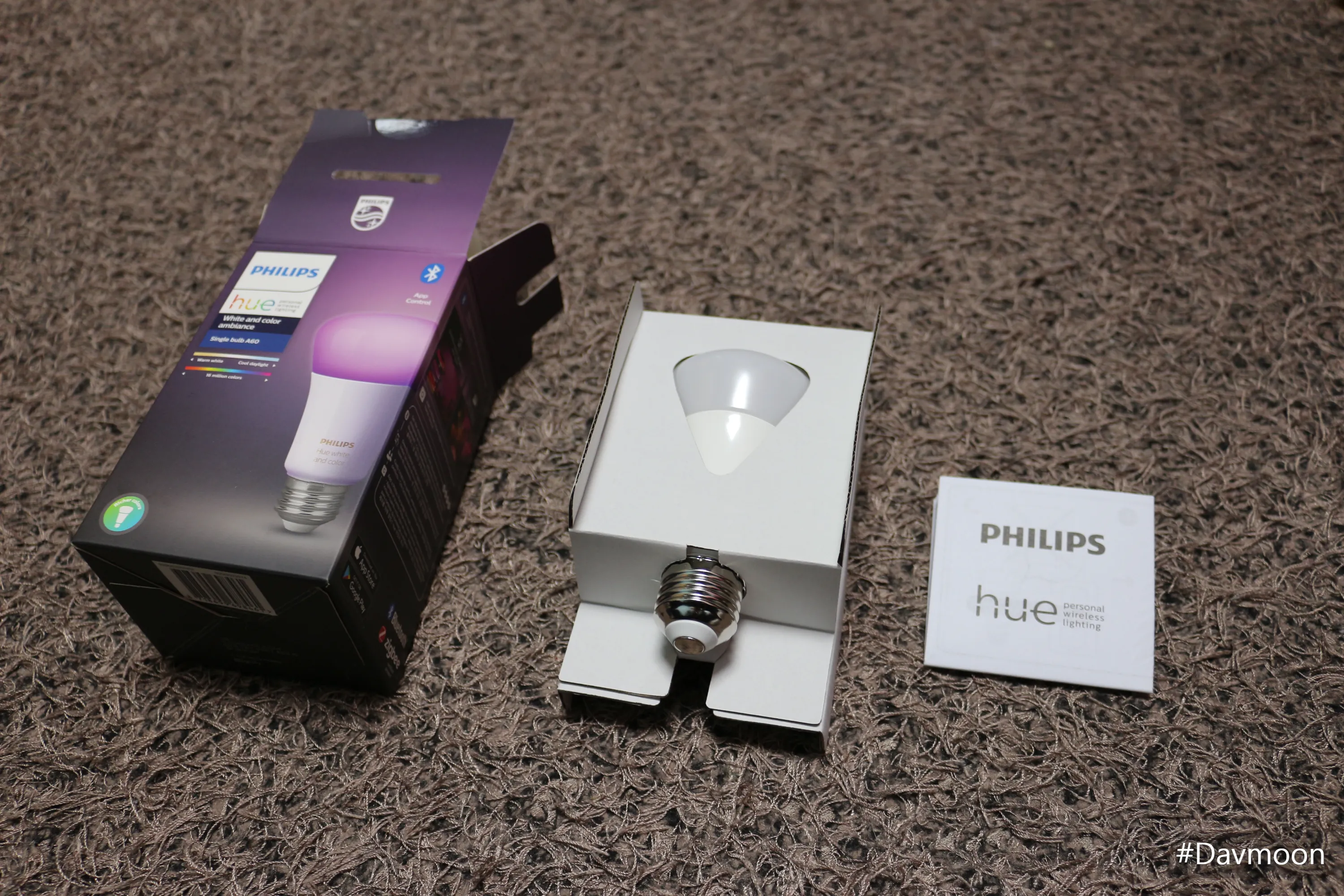 필립스 휴 내부 구성품