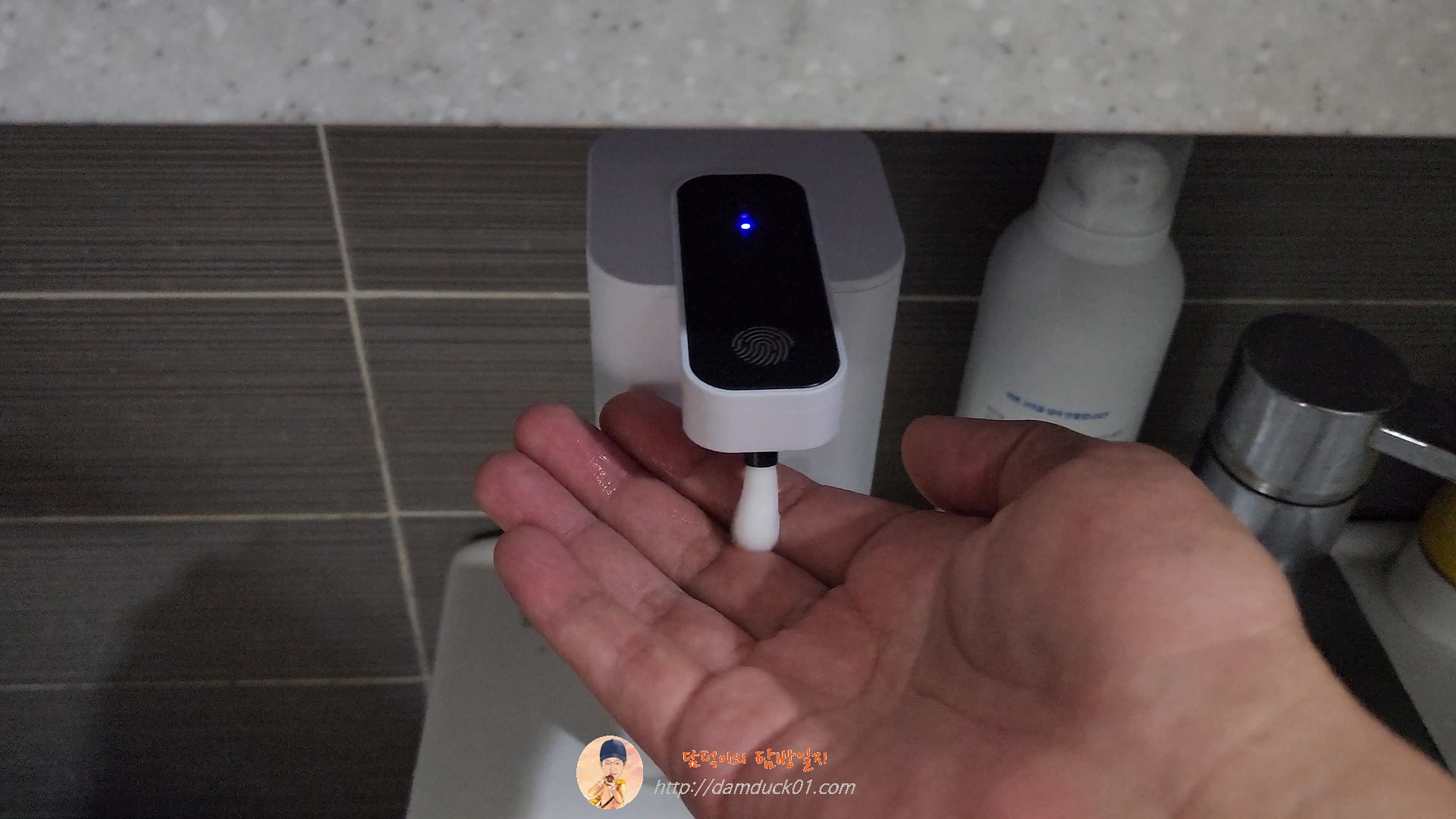 자동 유도 비누 디스펜서 거품 세척 전화 스마트 손 세척 비누 디스펜서 알코올 스프레이 비누 디스펜서 세척