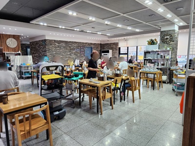 잉꼬칼국수테이블