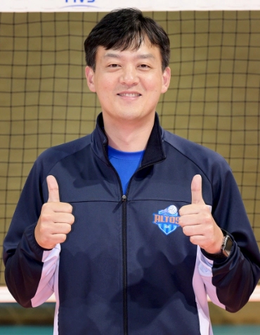 이영택 감독 프로필 나이 고향 학력 경력