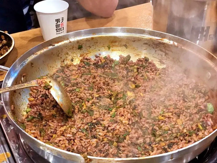 사장님귀는 당나귀귀 여에스더 직원 복지 식당 청담동 학동사거리 강남구청역 순살 감자탕 뼈감자탕전골 맛집 위치 어디 소개