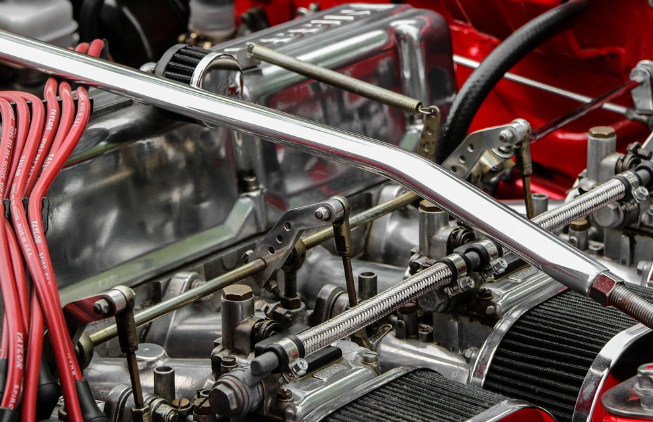 엔진 경고등에 불이들어오는 경우 원인과 해결방법