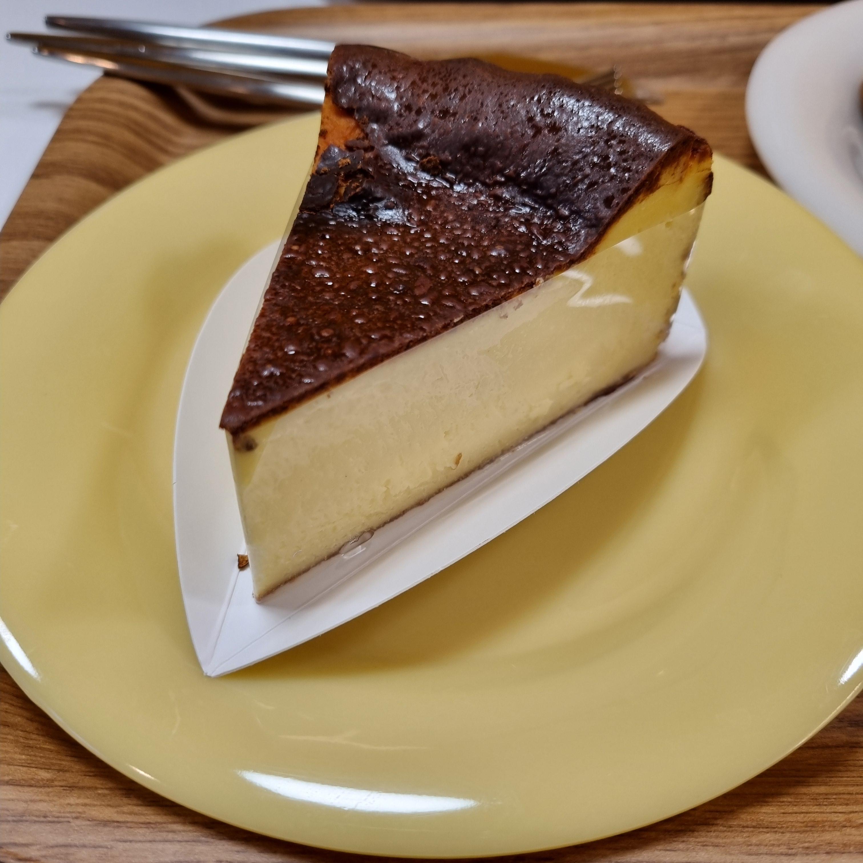 콜비에비뉴 치즈케이크