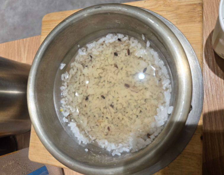 돌솥밥 사진