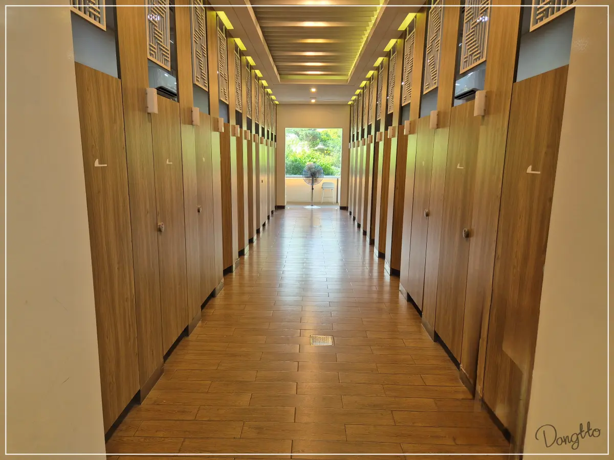 전라도-가족여행-고속도로-망향-휴게소-화장실-내부