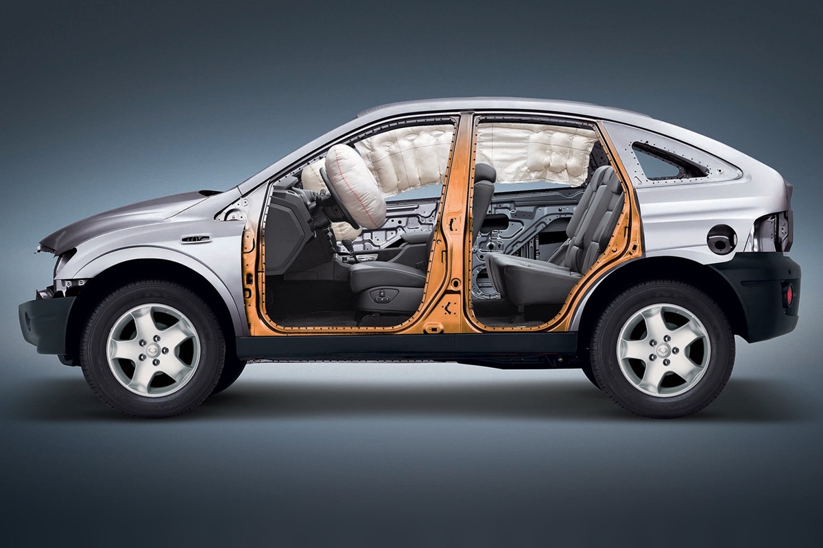 쌍용자동차 원조 쿠페 SUV 액티언