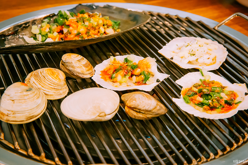 태안 소원면 신두리 식당