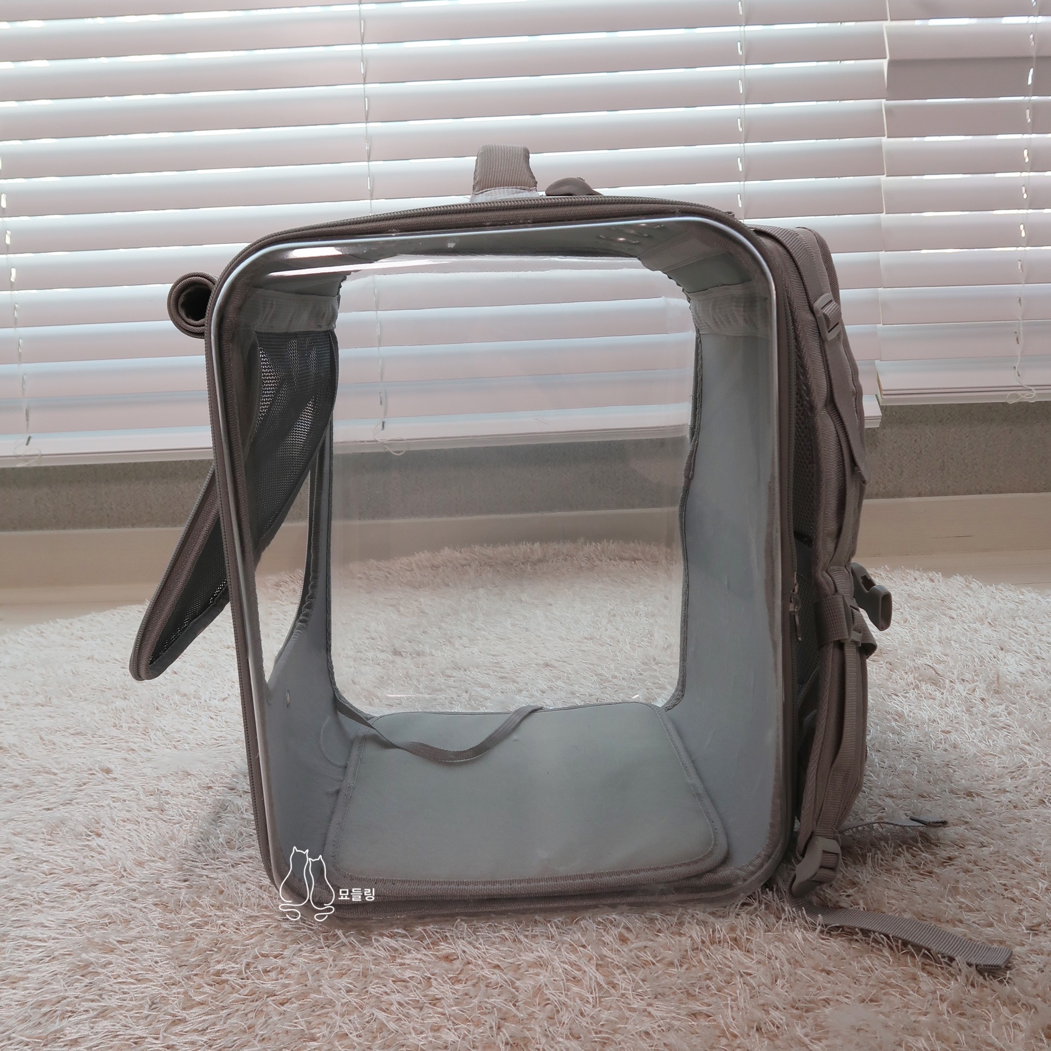 옥희독희네모냥백팩