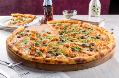 콤비네이션 피자와 콜라