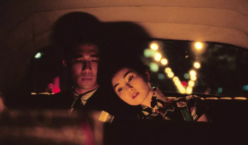 화양연화 장면, 택시 안의 두 남녀