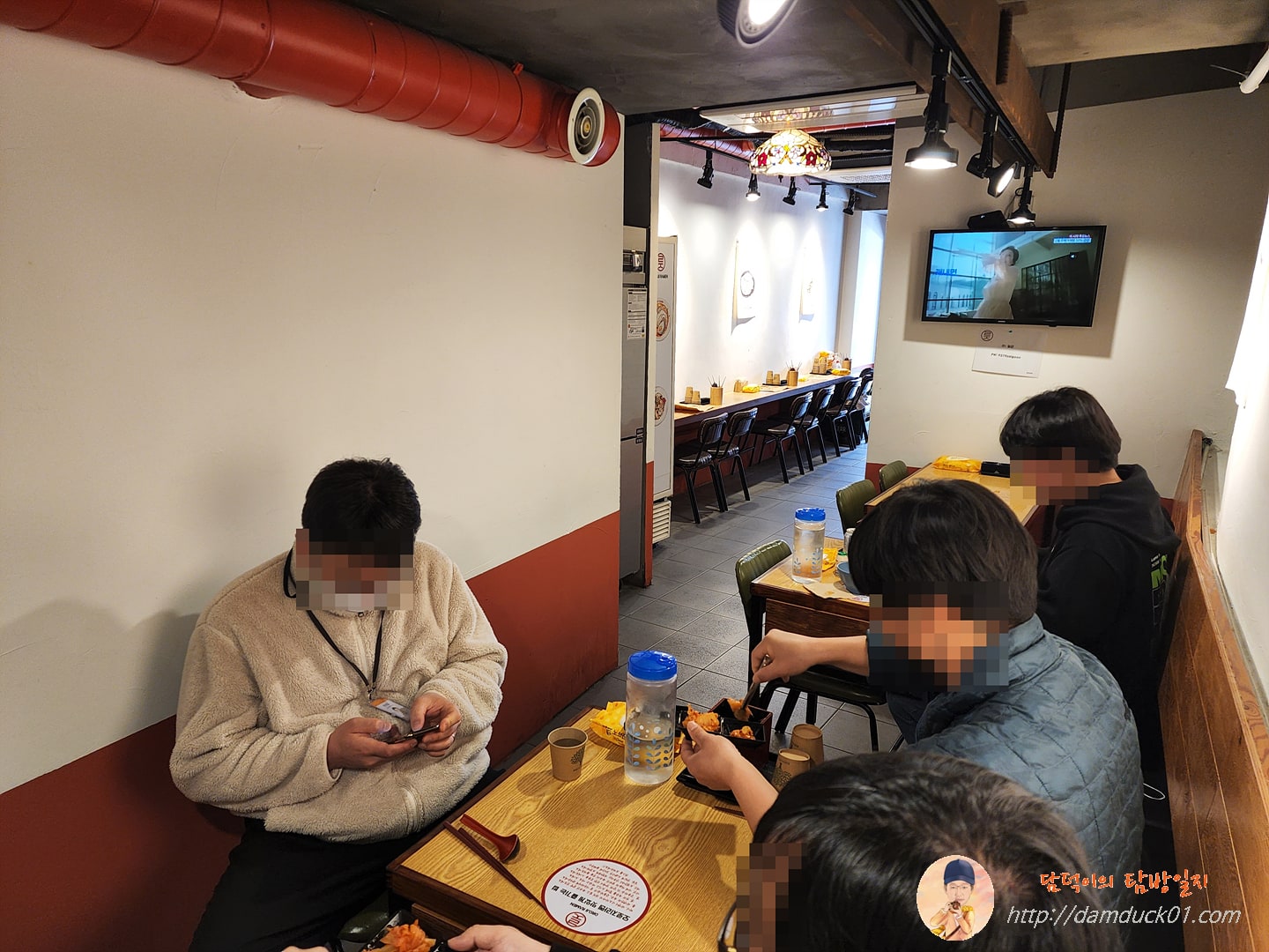 오로지 라멘 실내