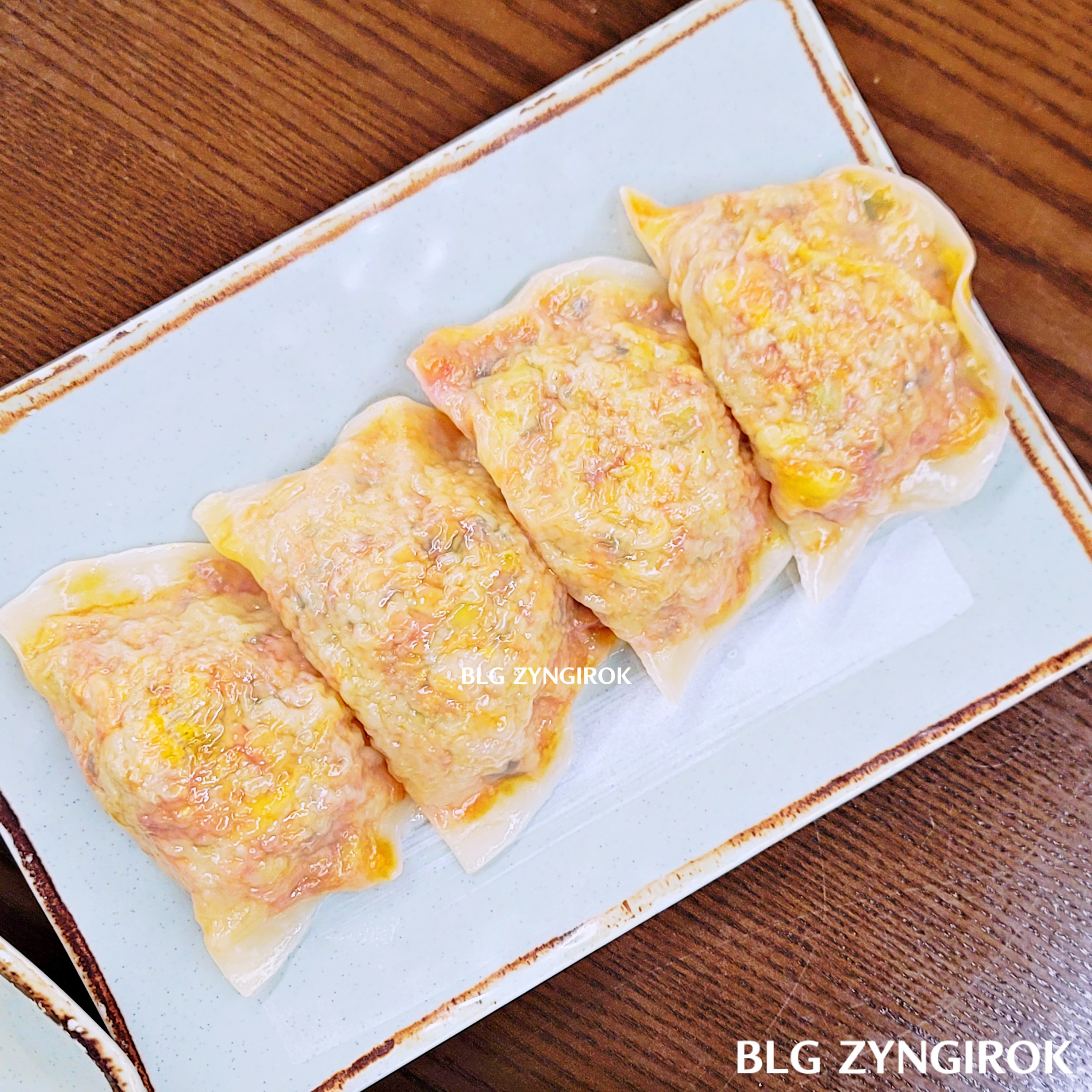 양주 맛집 밀곳 - 만두 모습이다.