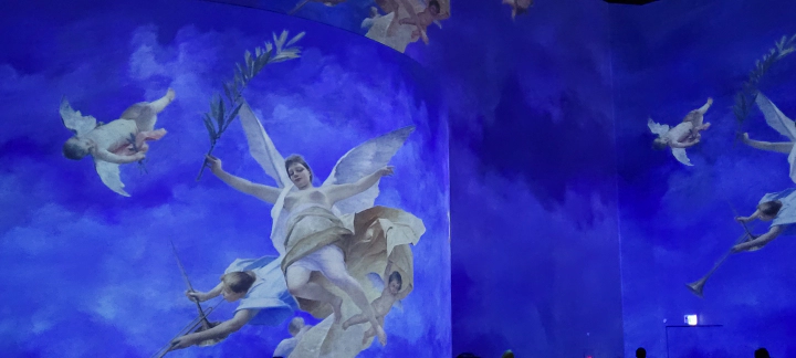 골드인모션에 전시된 구스타프 클림트의 작품들.