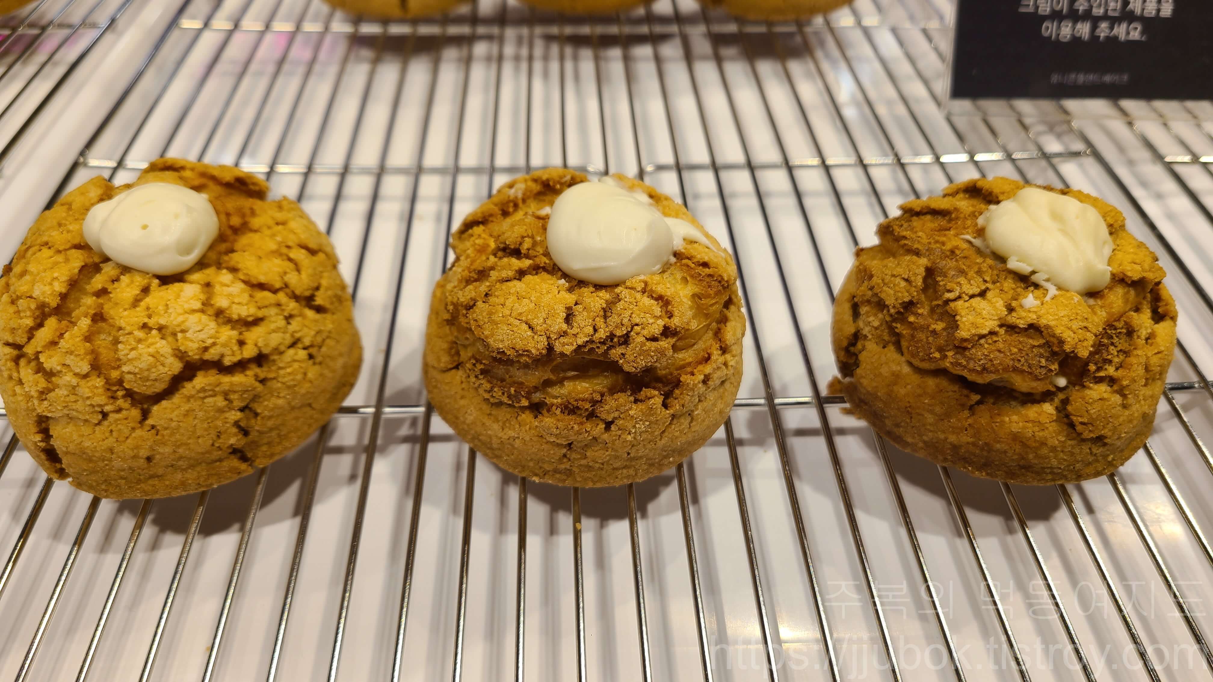 유니콘플랜-드-베이크-바나나는-하얗다-2