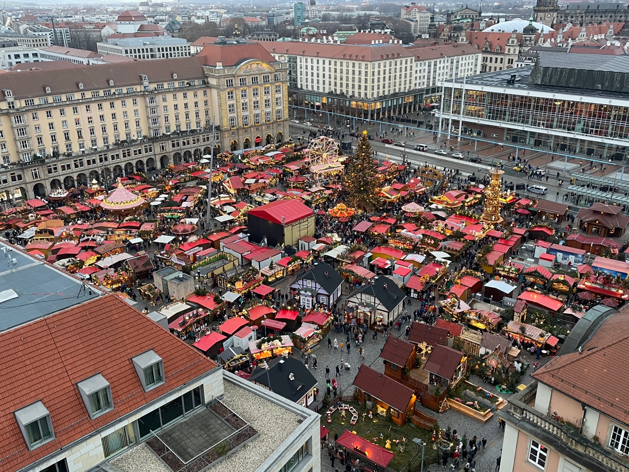 드레스덴 크리스마스마켓 사진