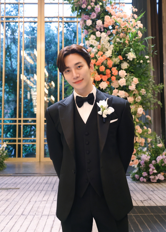 이준호가 '킹더랜드'를 통해 믿보배 저력을 입증했다. [사진=JYP엔터테인먼트, 앤피오엔터테인먼트, 바이포엠스튜디오, SLL]