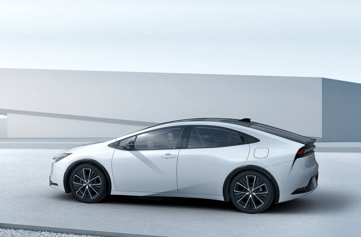 토요타 프리우스 5세대