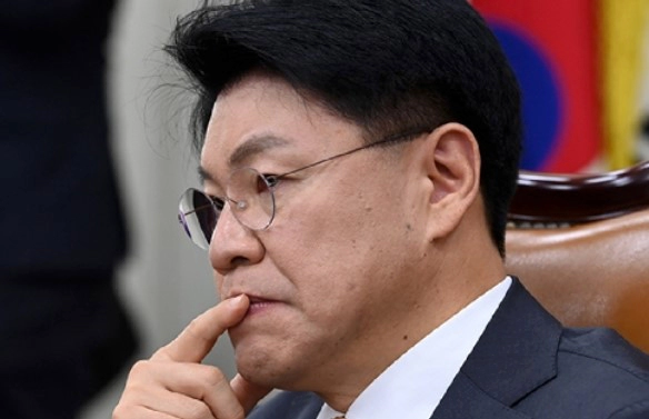 장제원 국회의원 프로필 고향 학력 지역구 아버지 형제관계