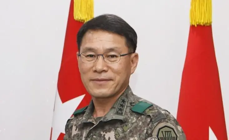 황인권
