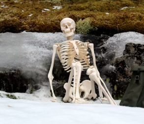 오른쪽 갈비뼈 아래 통증 원인 대처법