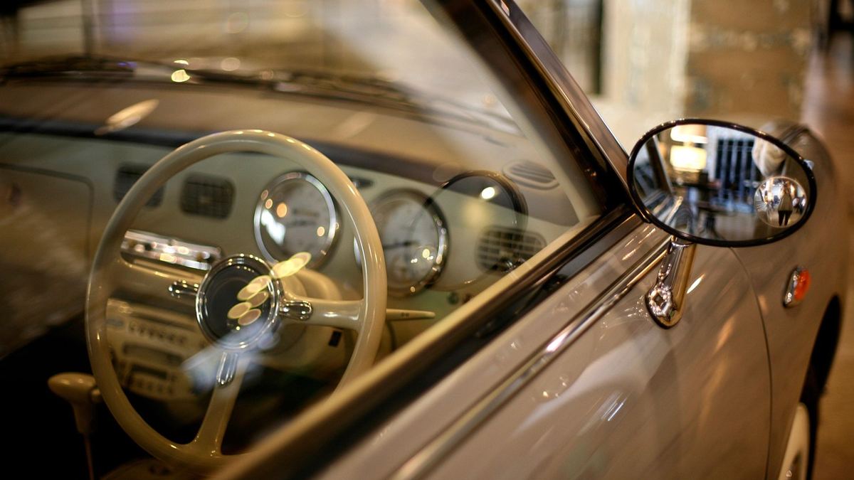 장시간 운전을 위해 허리를 지지하는 보조기구