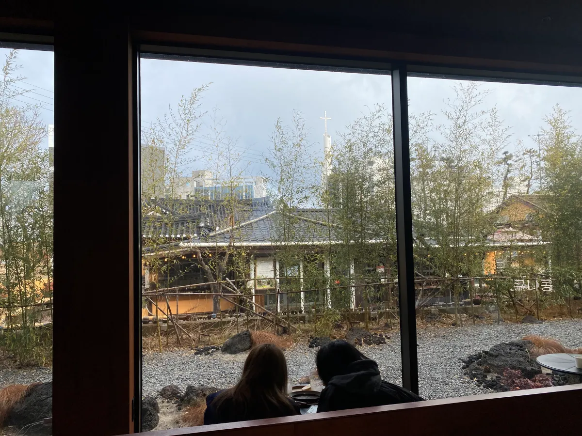 강원도-강릉-여행-카페-툇마루-주말-1시간-웨이팅-꿀팁-및-흑임자-커피-솔직후기