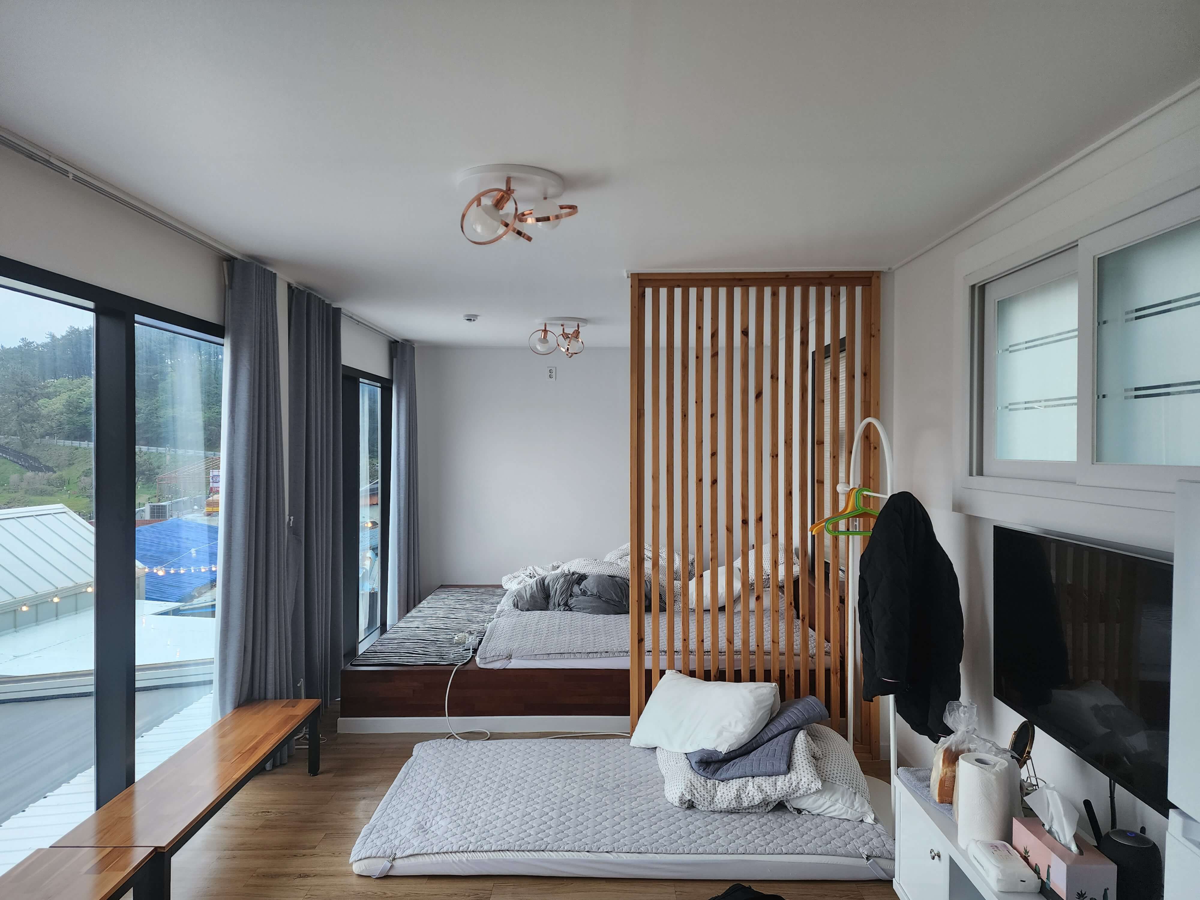 더_카이트21_펜션_카이트A_침대