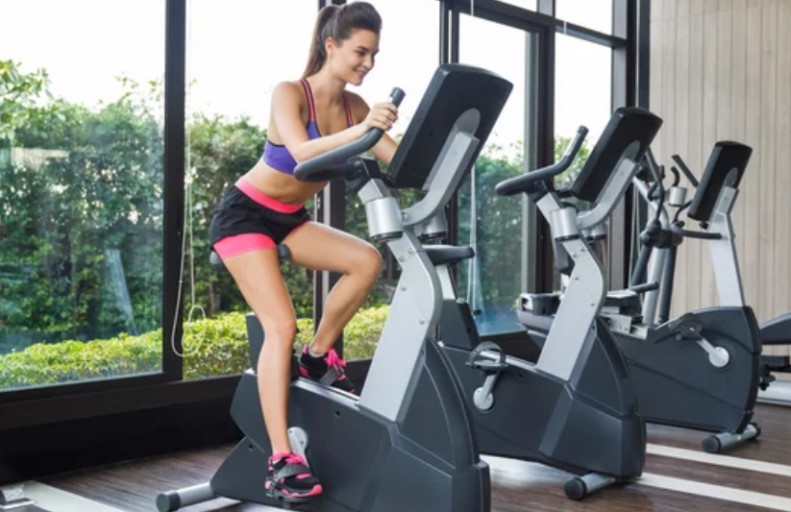 욱신거리는 무릎통증: 주요원인, 종류, 해결방법, 예방을 위한 팁.