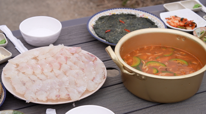 동네 한 바퀴 안산 나시고랭 이조 인도네시아 식당 위치 및 대부도 갓굴 고추장 칼국수, 독살 광어회 맛집 총정리