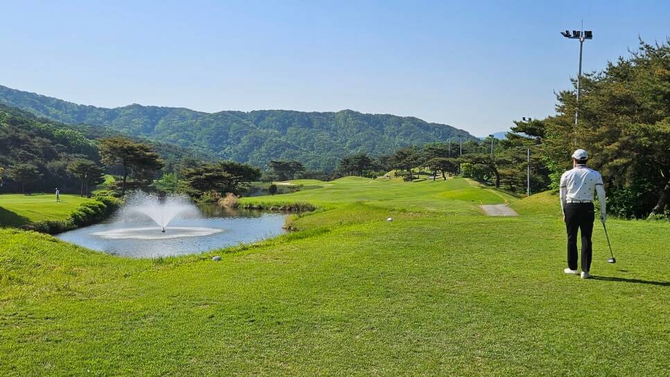 골프장 경험담 원주 센추리21cc 코스 다양성과 지형 특성 덕분에 여러 난이도의 라운드를 즐기는 골프장