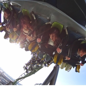 더 플라잉 다이너소어