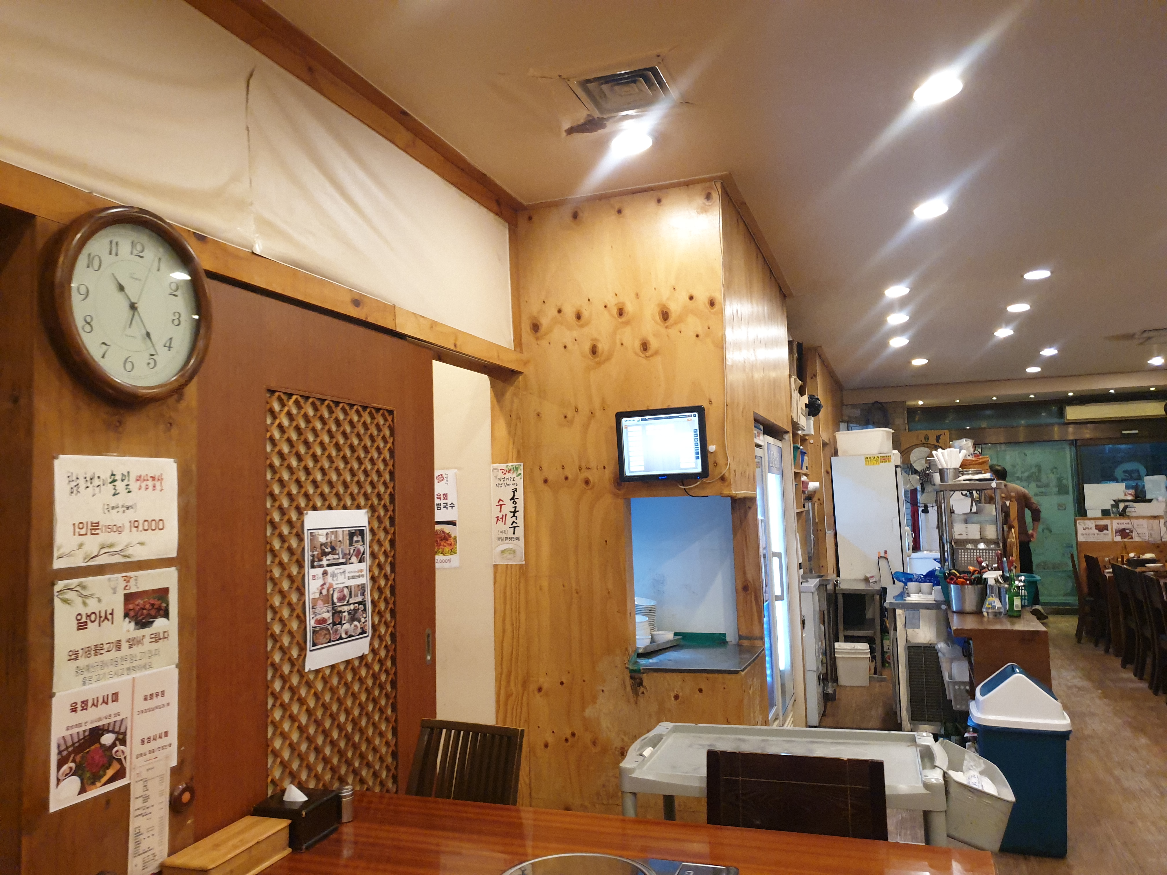 광시 한우집 내부