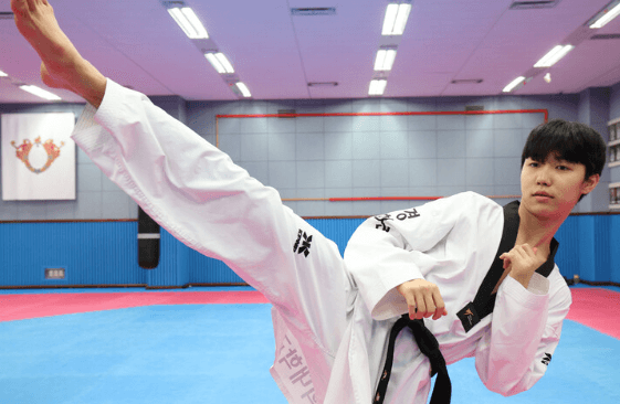 발차기 계보 박태준 선수