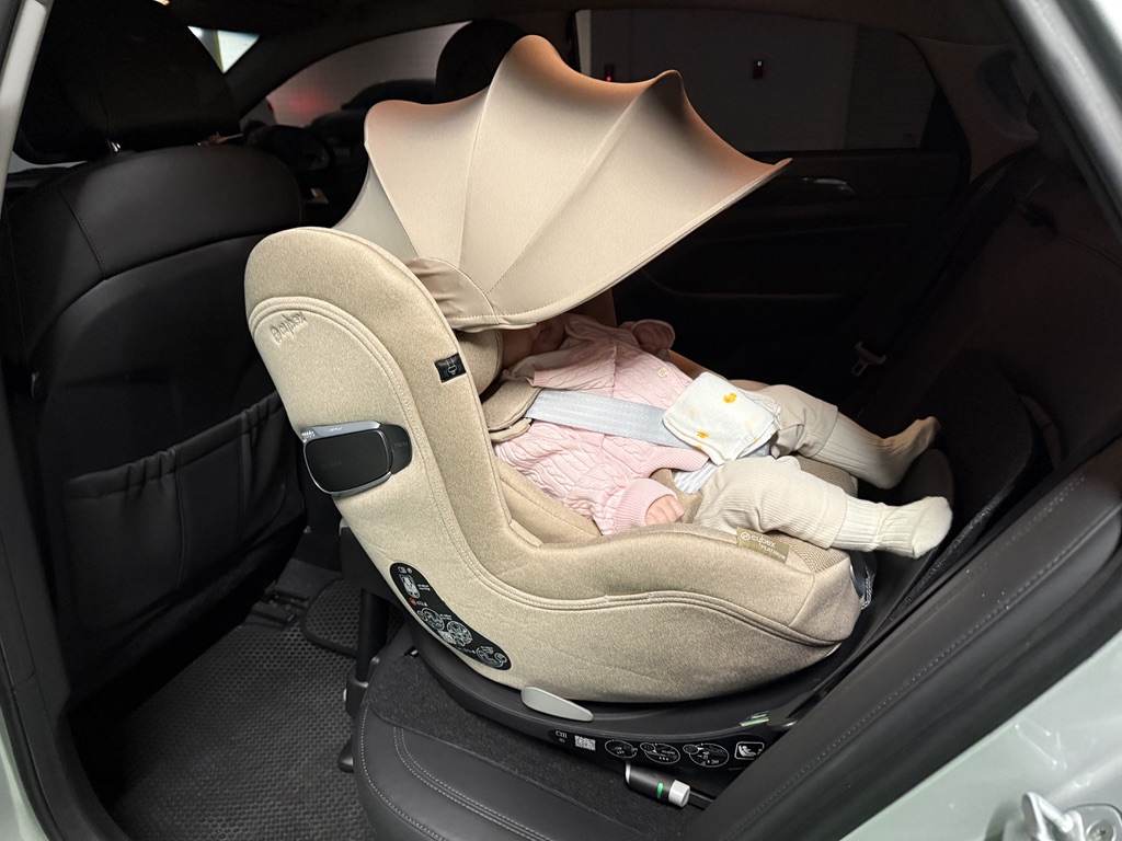 싸이벡스 제로나T 카시트