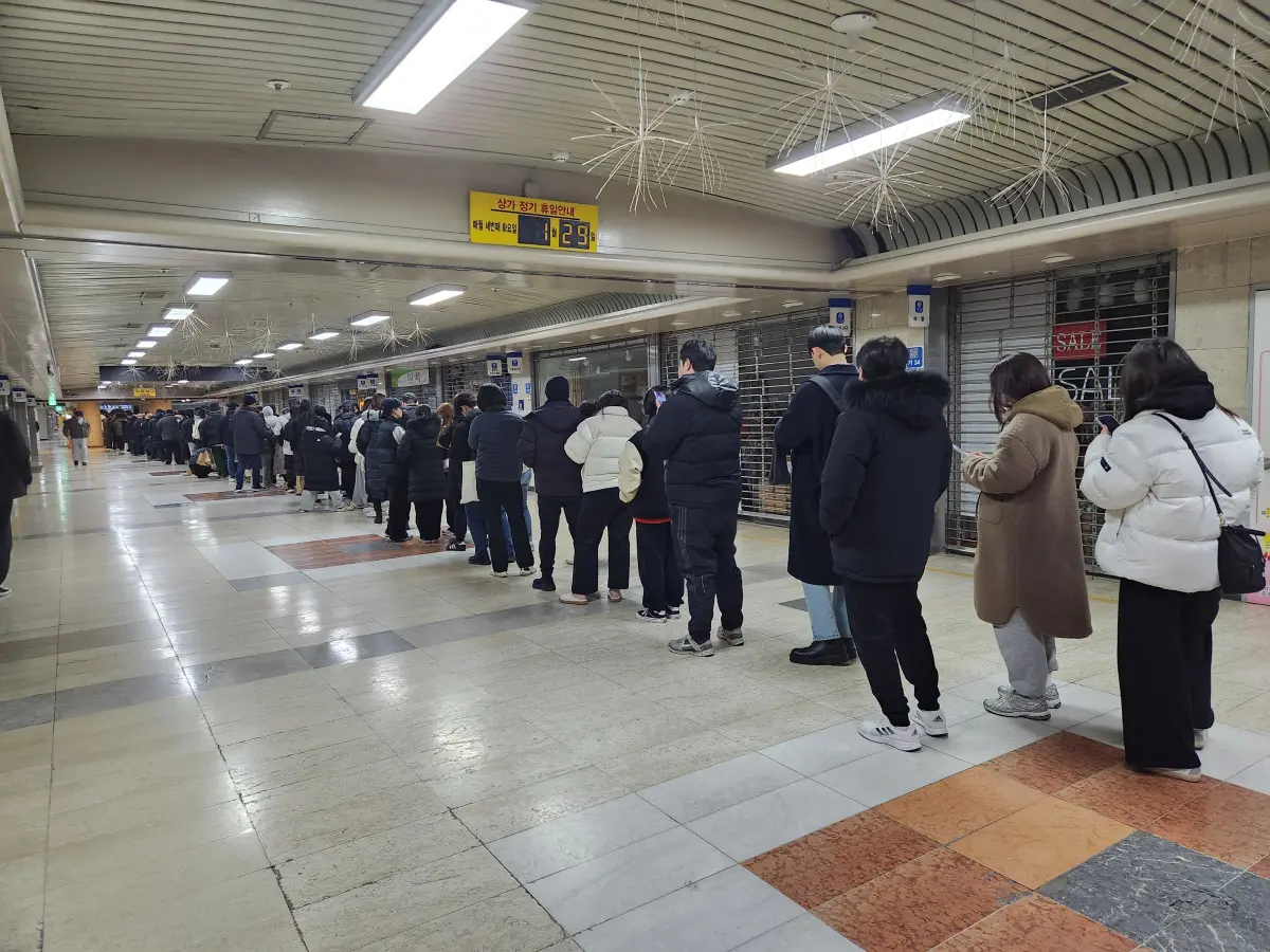 대전-성심당-본점-케익-부띠끄-웨이팅-줄서기-지하상가-끝이-보이지않는-줄