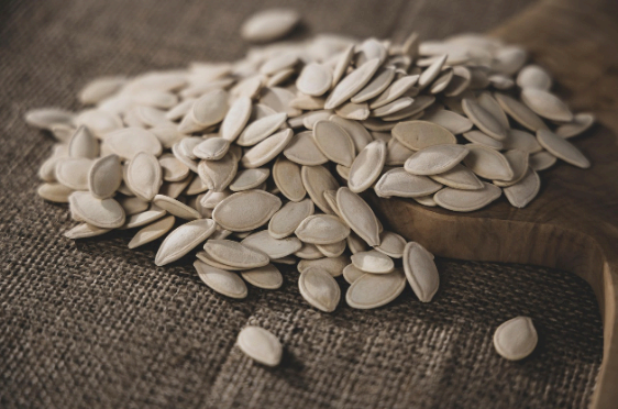 노인 대상 맞춤형 마그네슘 섭취와 수면 요가의 결합 효과