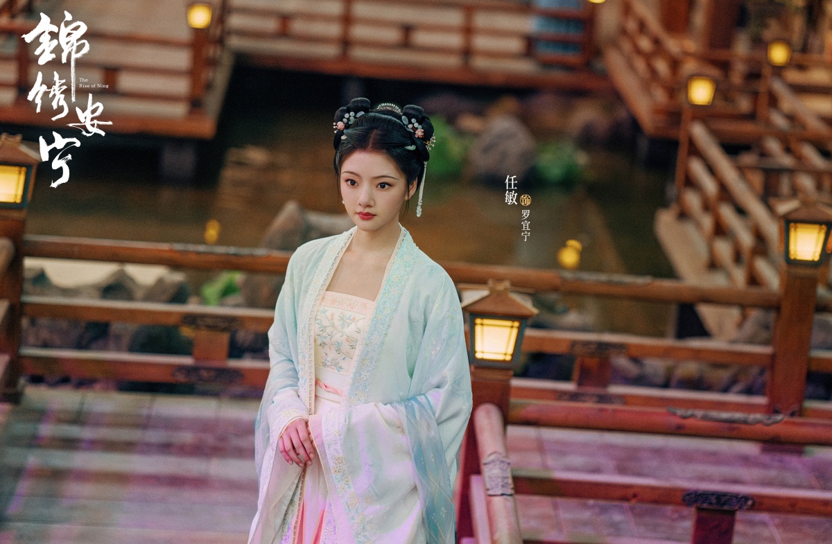 금수안녕-임민-다리에서 바라보는 모습