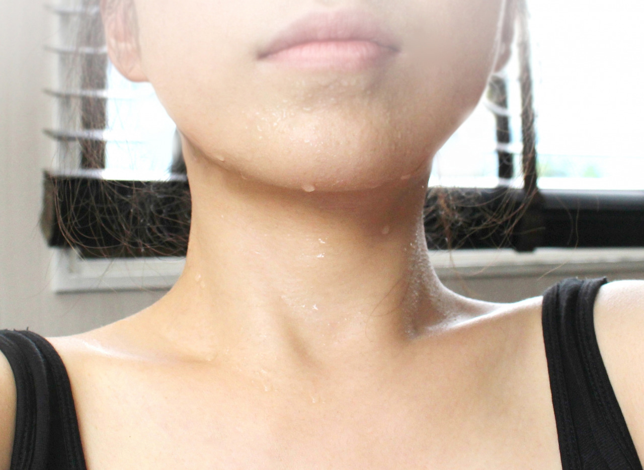 얼굴에 땀이 많이 나는 이유