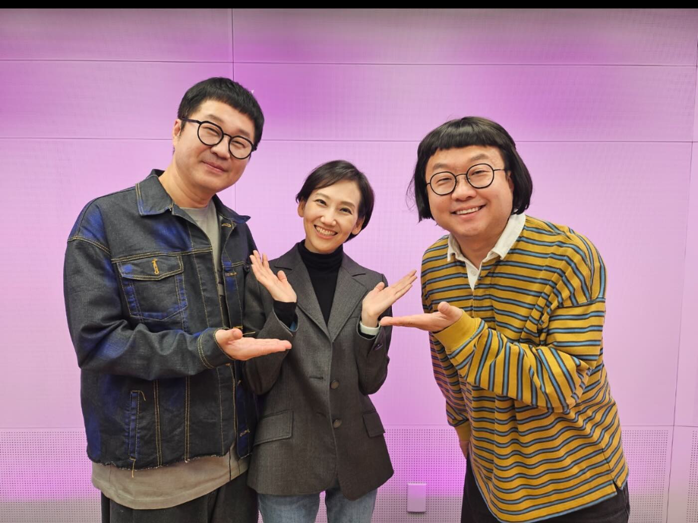 김지윤 대한민국 정치학자, 방송인 주요 경력, 인스타 보기