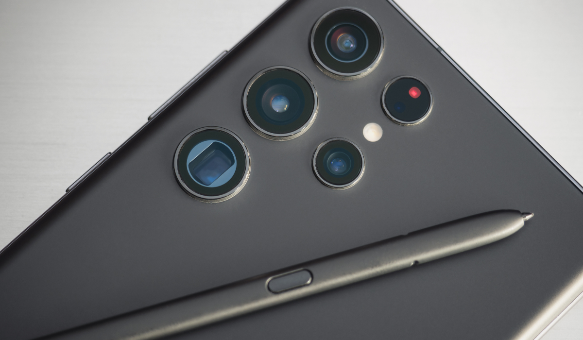 갤럭시 S25 vs 아이폰 16, 성능·카메라·AI 비교