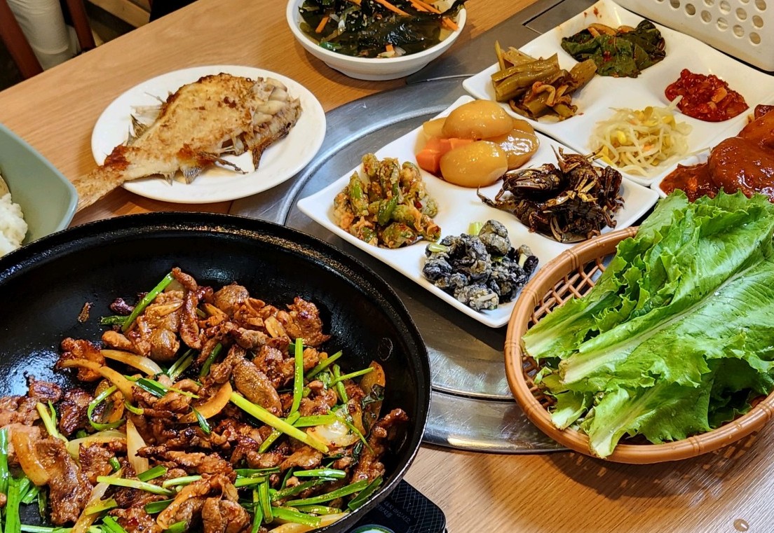 생방송투데이 만원 돼지불백 썸네일